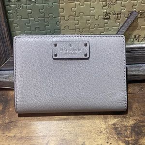Kate Spade Grove Street Tellie Wallet in taupe leather